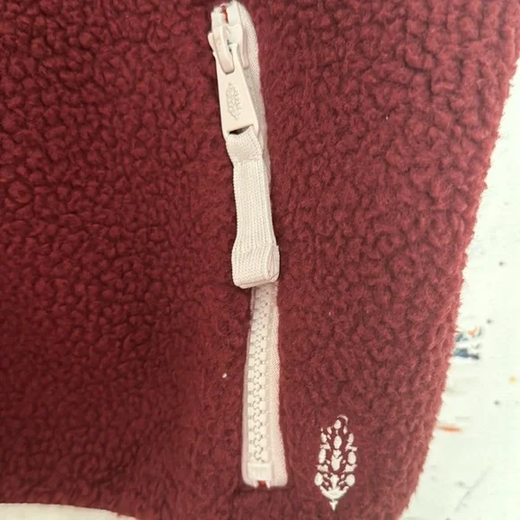 FP MVMNT NWOT's "Hit The Slopes" Vest in Oxblood & Orange ; Incredible Combo! - Picture 5 of 6